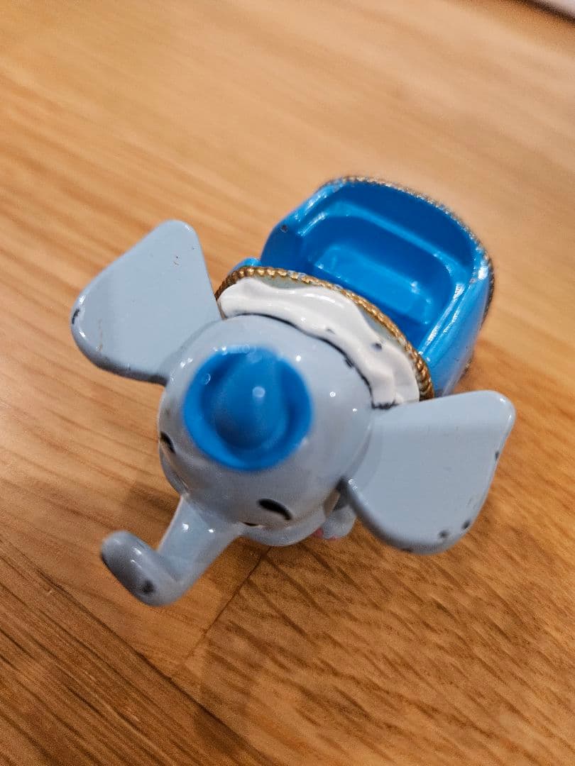 トミカ　ディズニーなど　１０台　まとめ売り