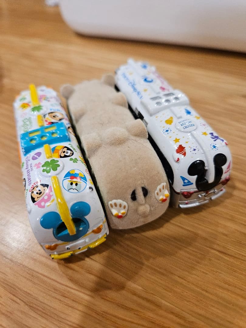 トミカ　ディズニーなど　１０台　まとめ売り