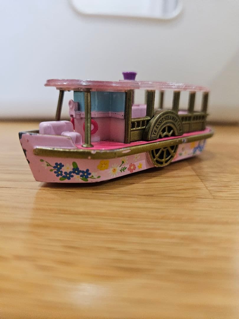 トミカ　ディズニーなど　１０台　まとめ売り