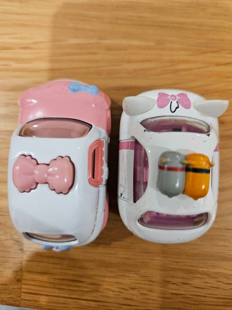 トミカ　ディズニーなど　１０台　まとめ売り