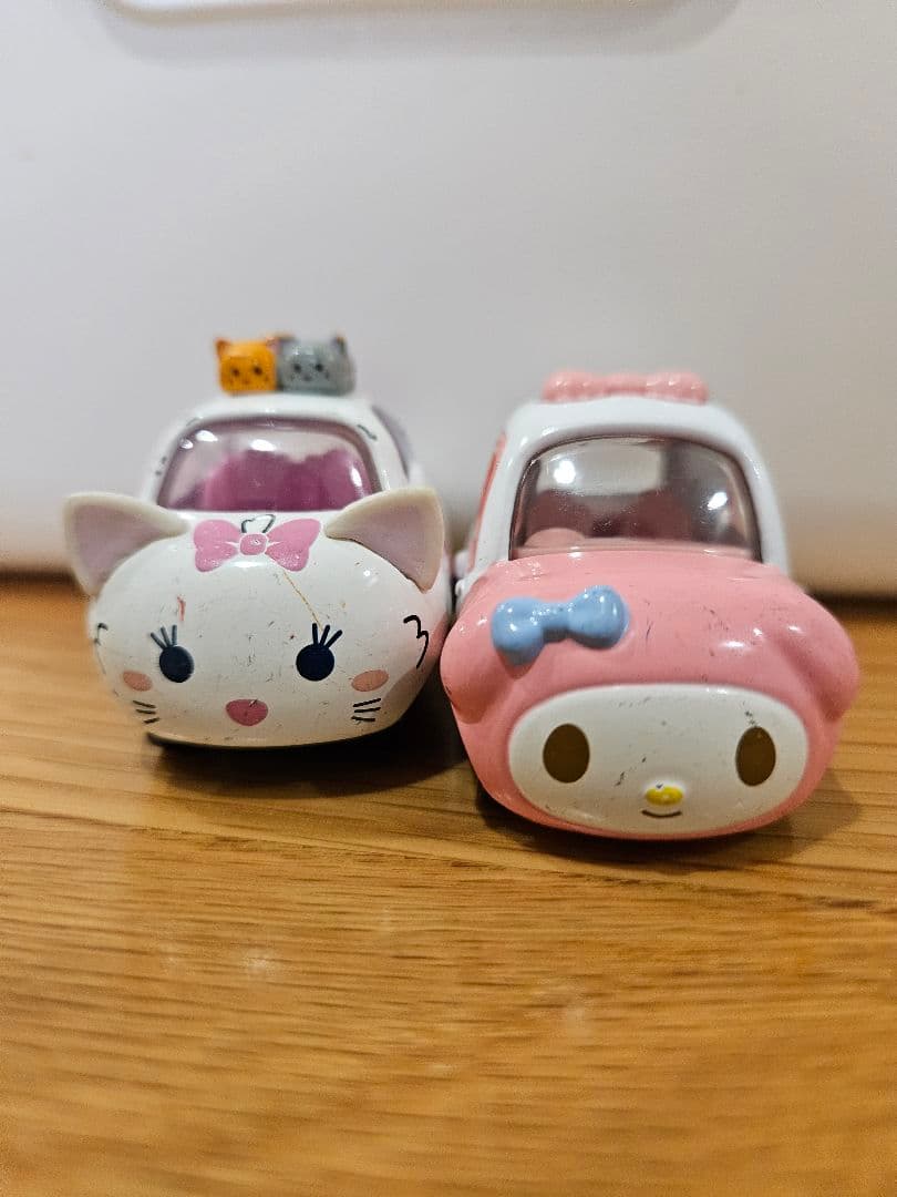 トミカ　ディズニーなど　１０台　まとめ売り