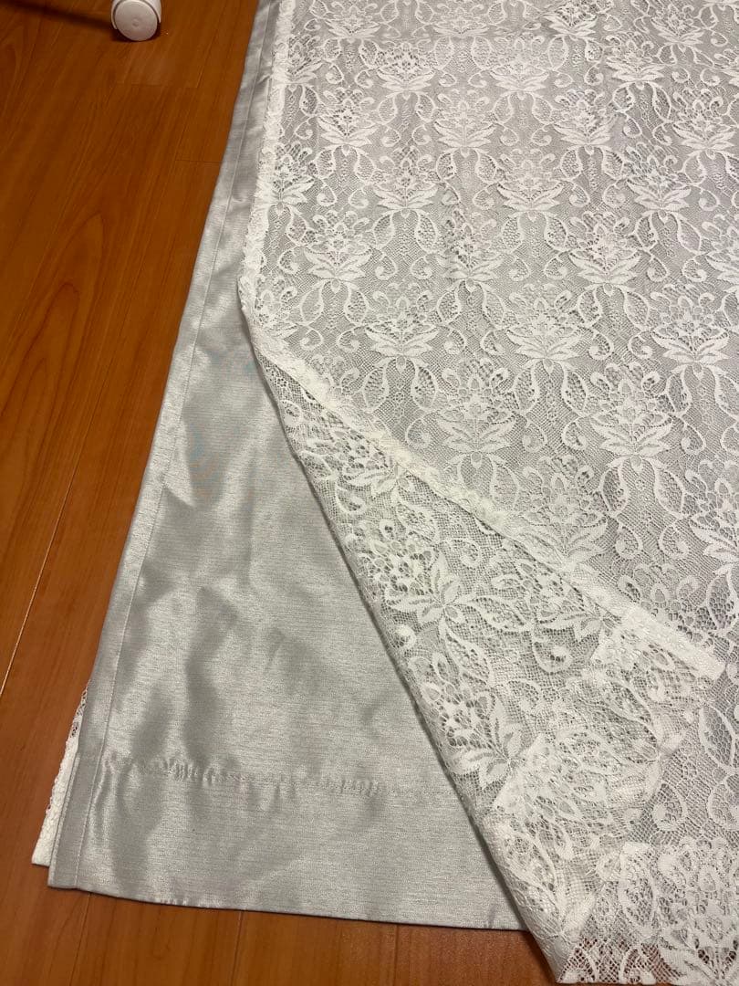 ドレッシー×スペイシア　ダブルカーテン　シルバー 縦178×横100（×2枚）