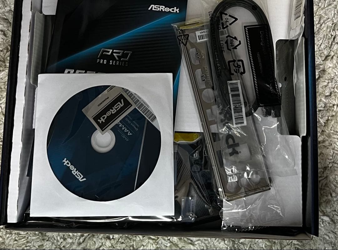 あ*る様 ASRock B550M PRO4 マザーボード