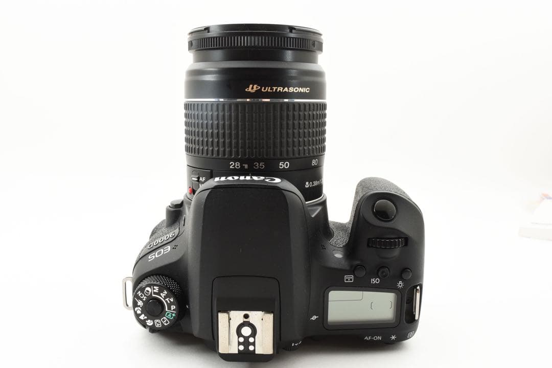 デジタル一眼レフカメラ　Canon EOS 9000D 標準レンズセット
