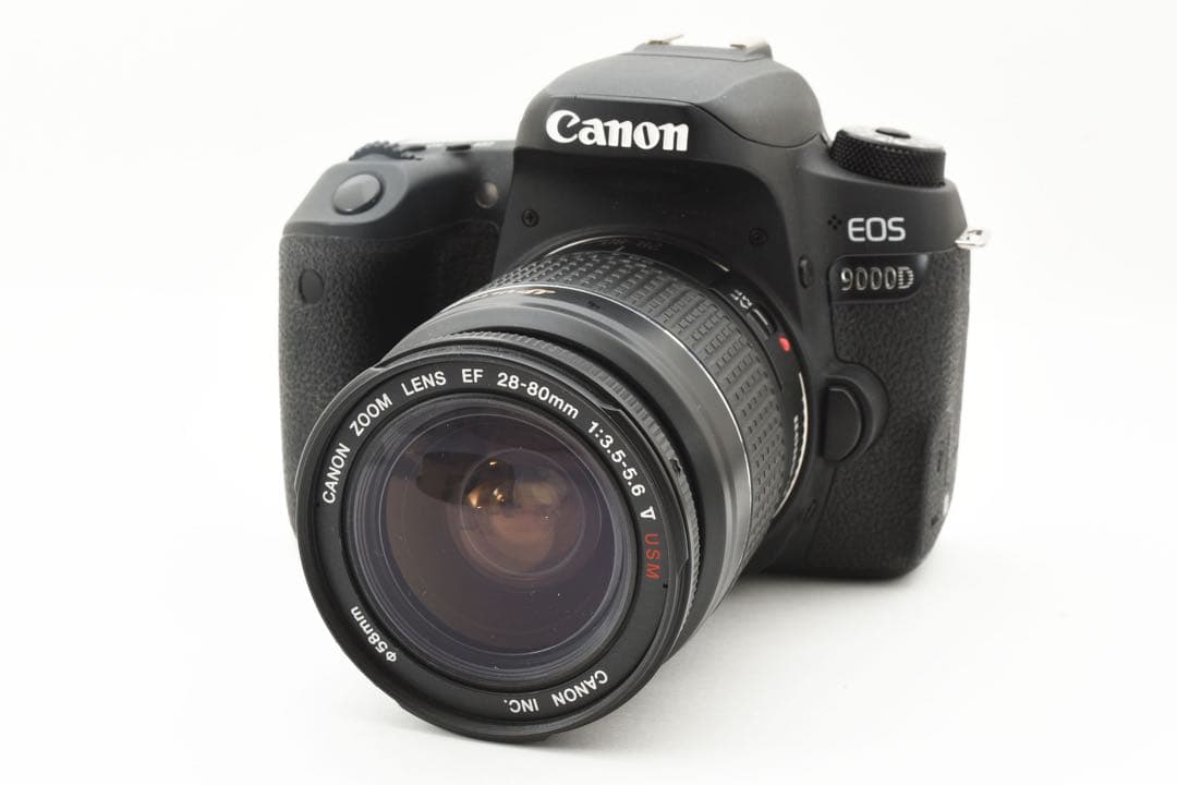 デジタル一眼レフカメラ　Canon EOS 9000D 標準レンズセット