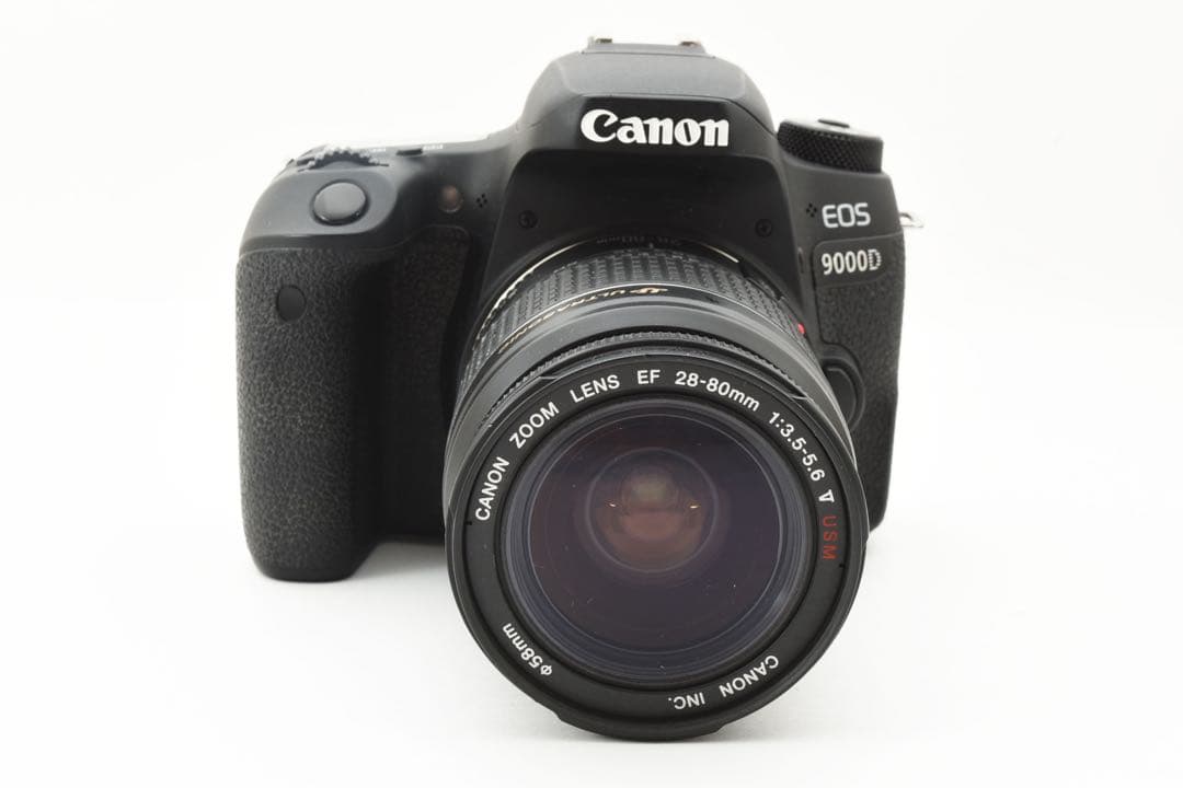 デジタル一眼レフカメラ　Canon EOS 9000D 標準レンズセット