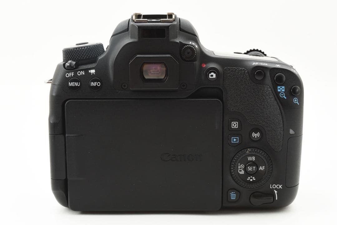 デジタル一眼レフカメラ　Canon EOS 9000D 標準レンズセット