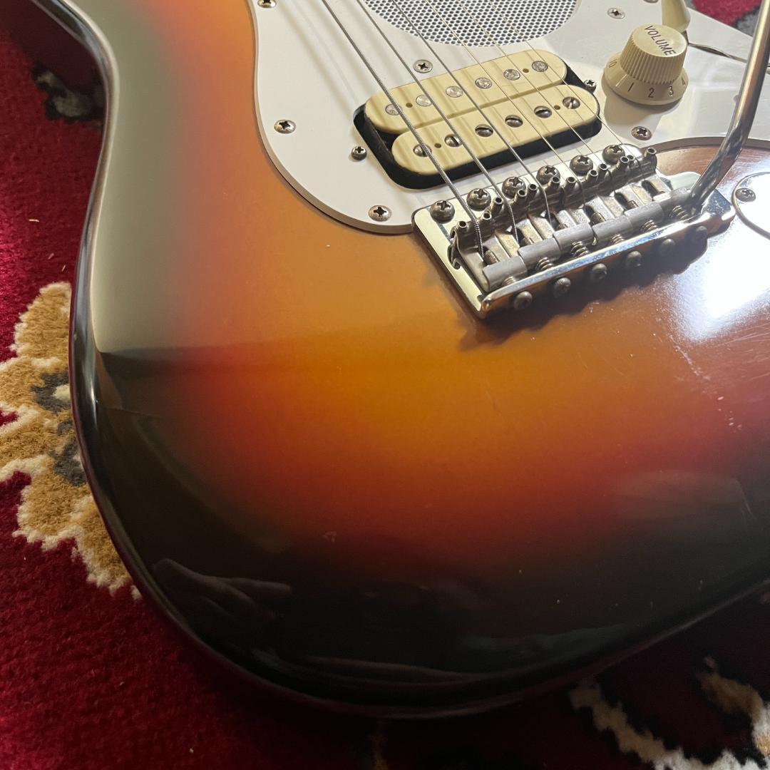 Fender Japan ST-Champ アンプ内蔵ギター 前期型 ケース付き