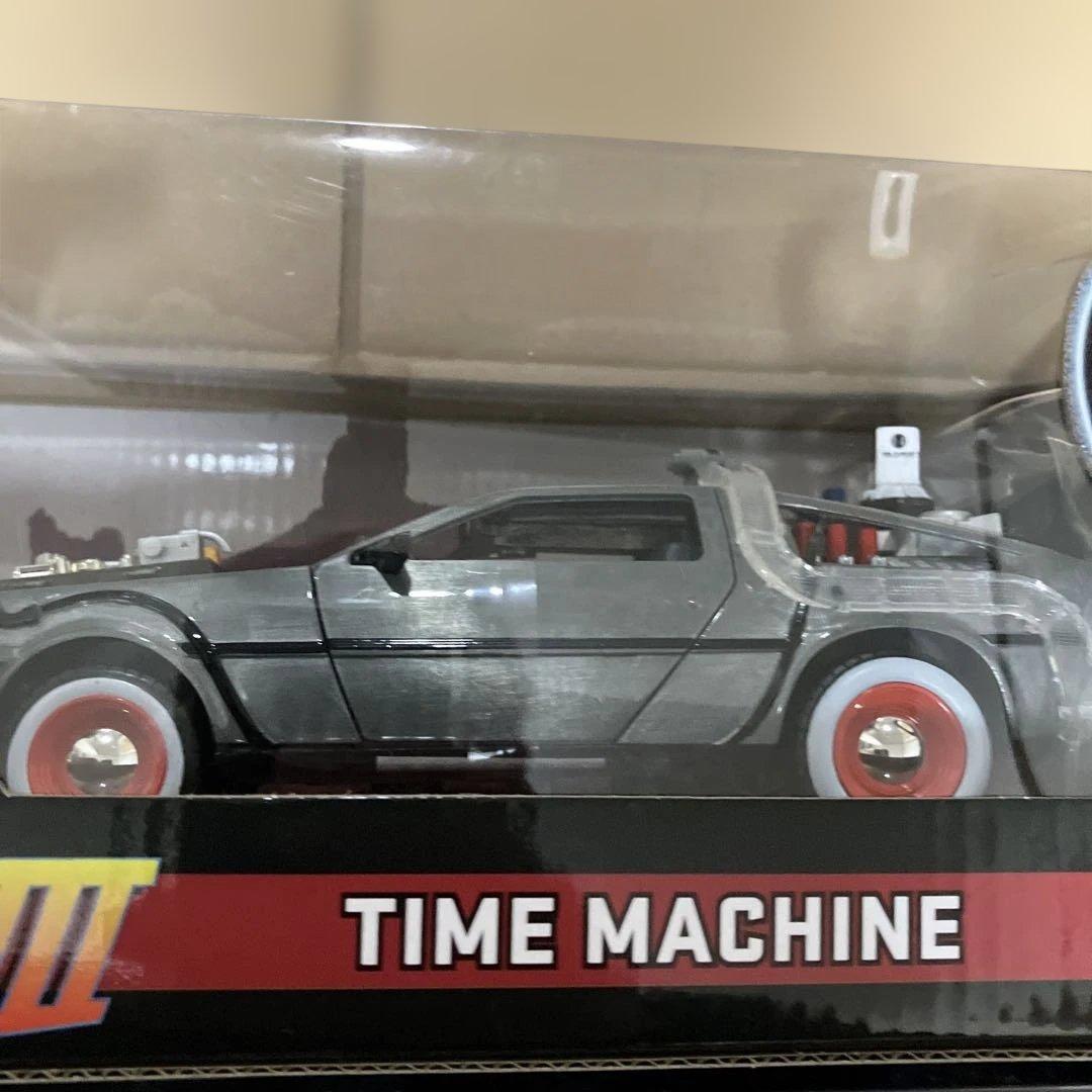 1／24 バック・トゥ・ザ・フューチャー パートI ＆３デロリアン　2台　新品