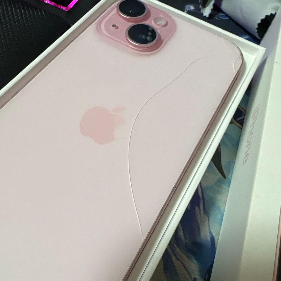 iPhone15 ピンク　128GB SIMフリー
