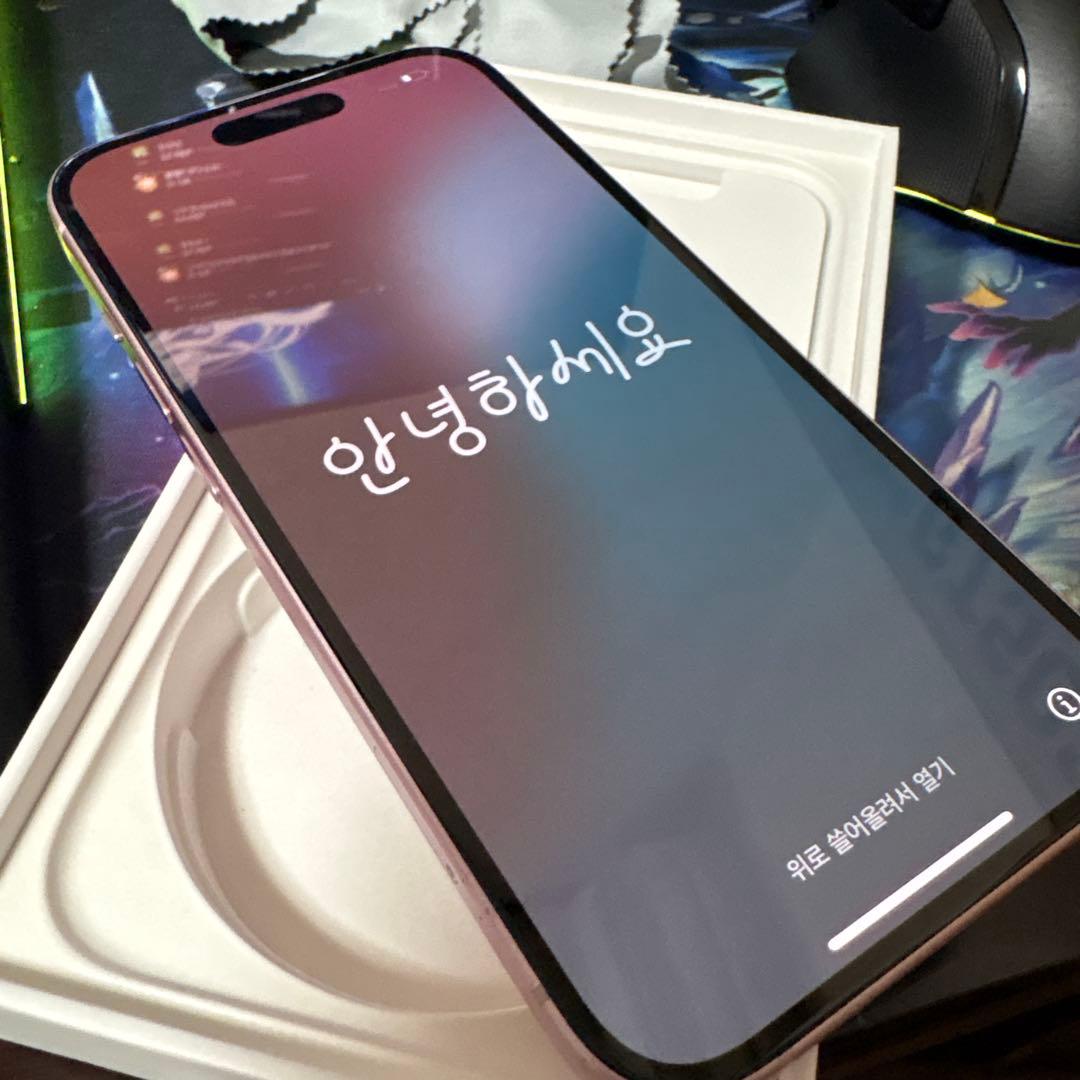 iPhone15 ピンク　128GB SIMフリー