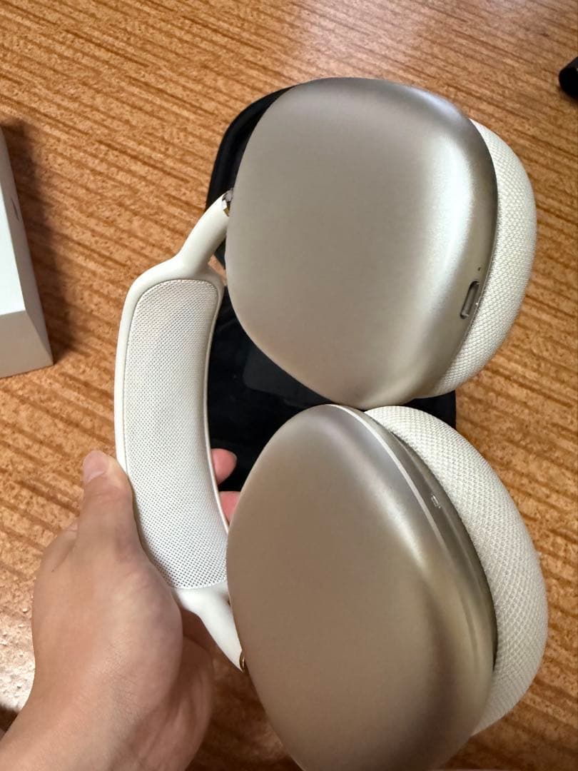 コ*コ様 Apple AirPods Max スターライト第二世代