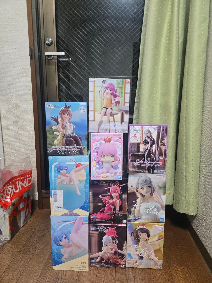 ライザ&ホロライブ&ブルアカ&リゼロ等最新美少女プライズフィギュア10体セット