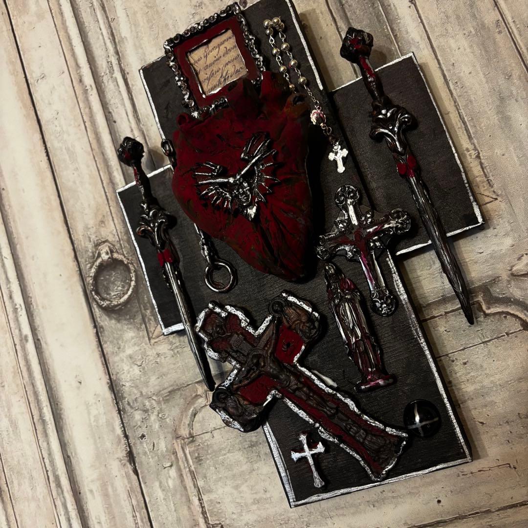 【1点限定作品】悪魔撲殺聖なる十字架 オブジェ