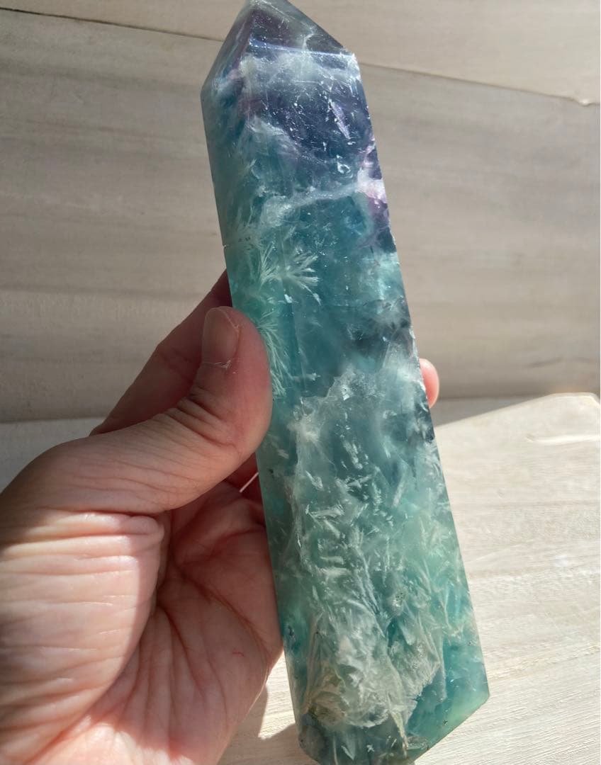 エンジェルフェザーinフローライト　タワー　ポイント　天然石