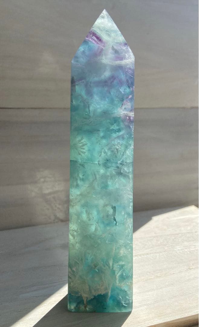 エンジェルフェザーinフローライト　タワー　ポイント　天然石