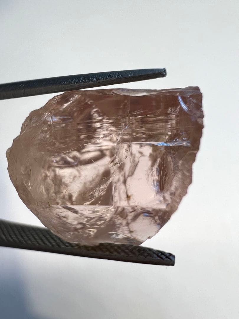 値下げ！【 天然石 原石 鉱物 】パキスタン産 トパーズ インペリアルトパーズ