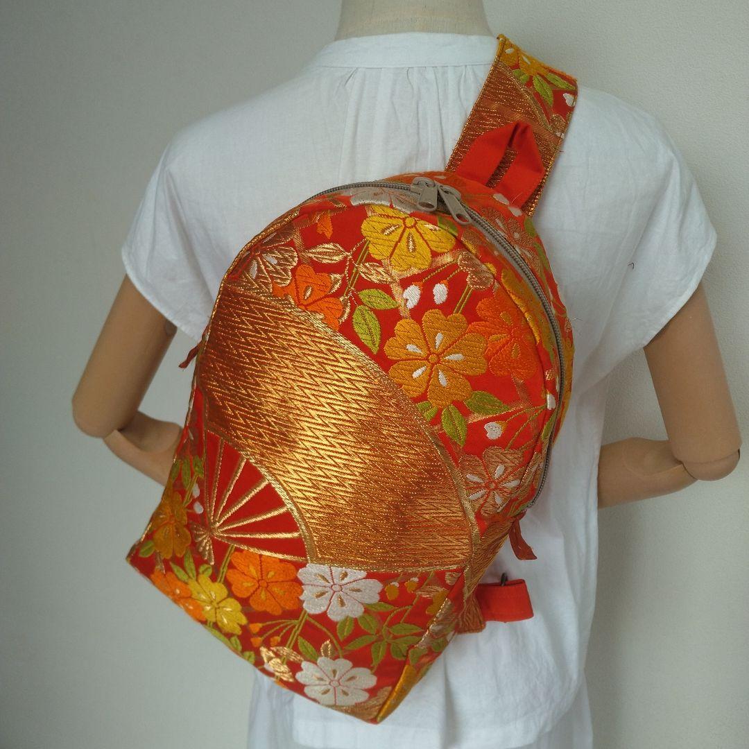 帯リメイク　ボディバッグ　扇と花　　　 　着物メイク