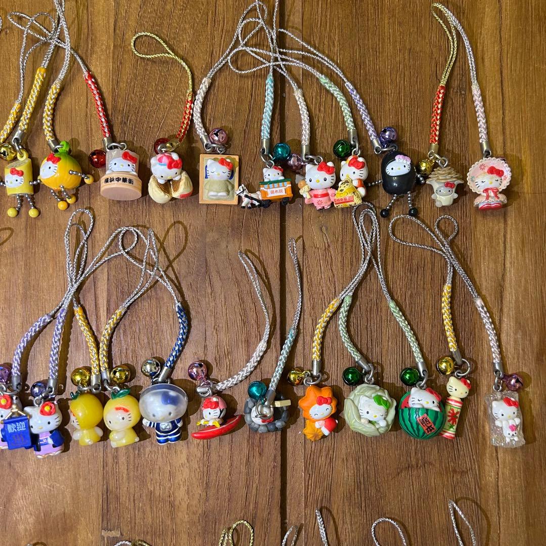 ご当地キティ　根付け　まとめ売り ストラップ キーホルダー チャーム サンリオ