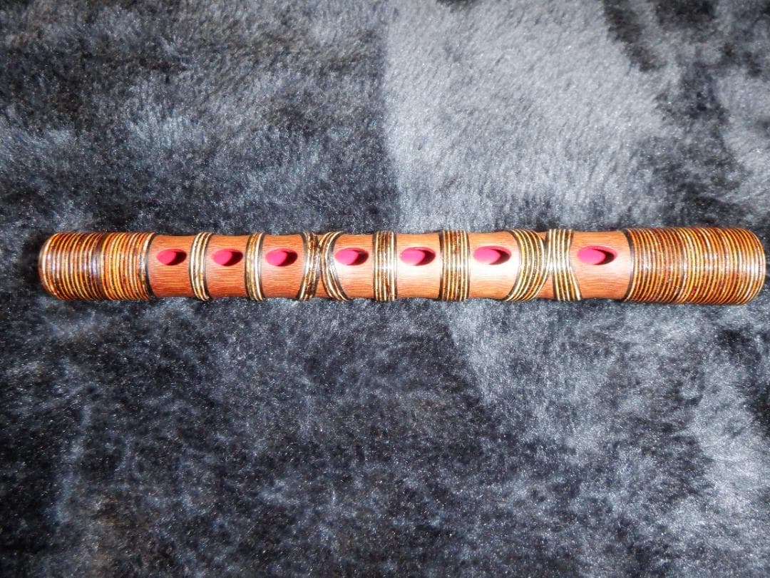 篳篥(ひちりき) 煤竹製 茶色 ケース付き