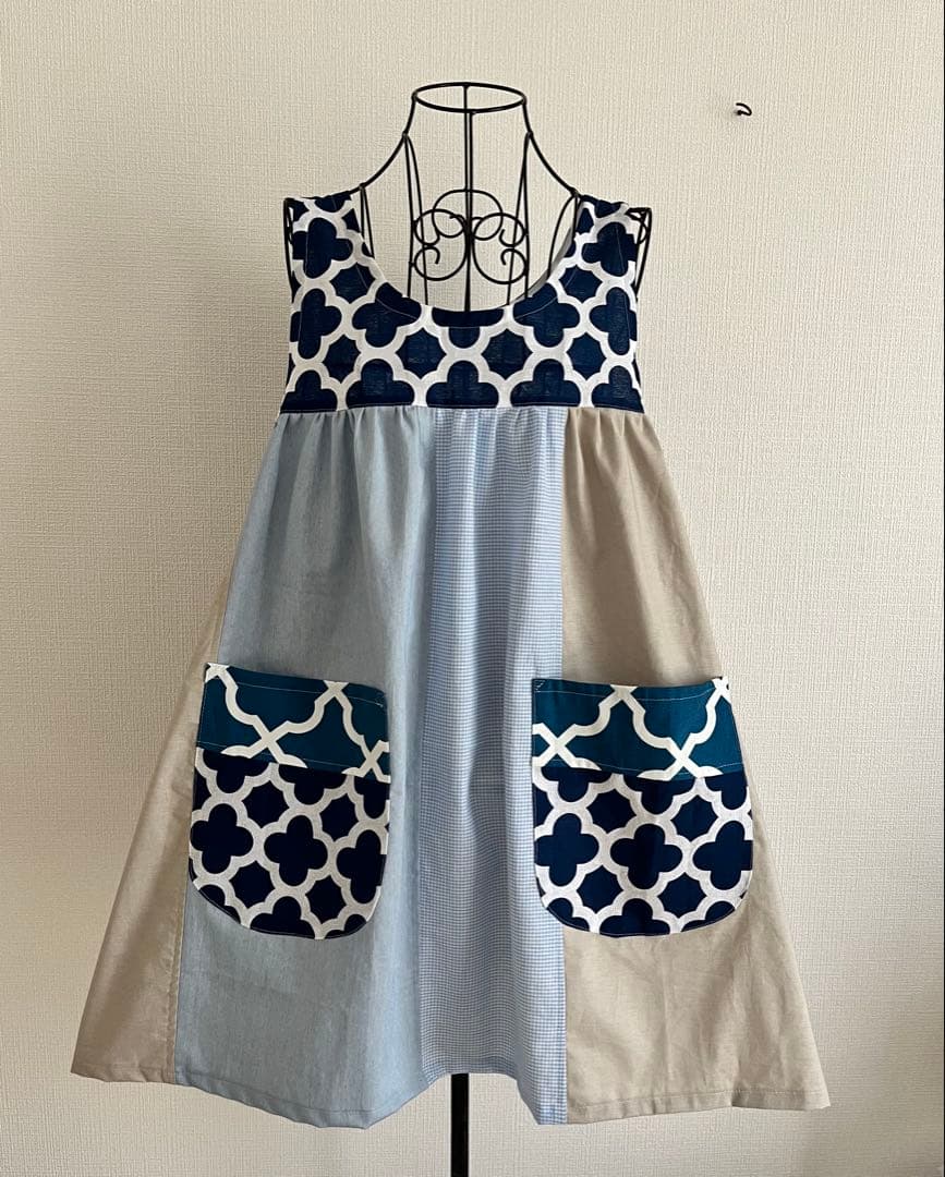 salsa 保育士エプロン　エプロン　ハンドメイド