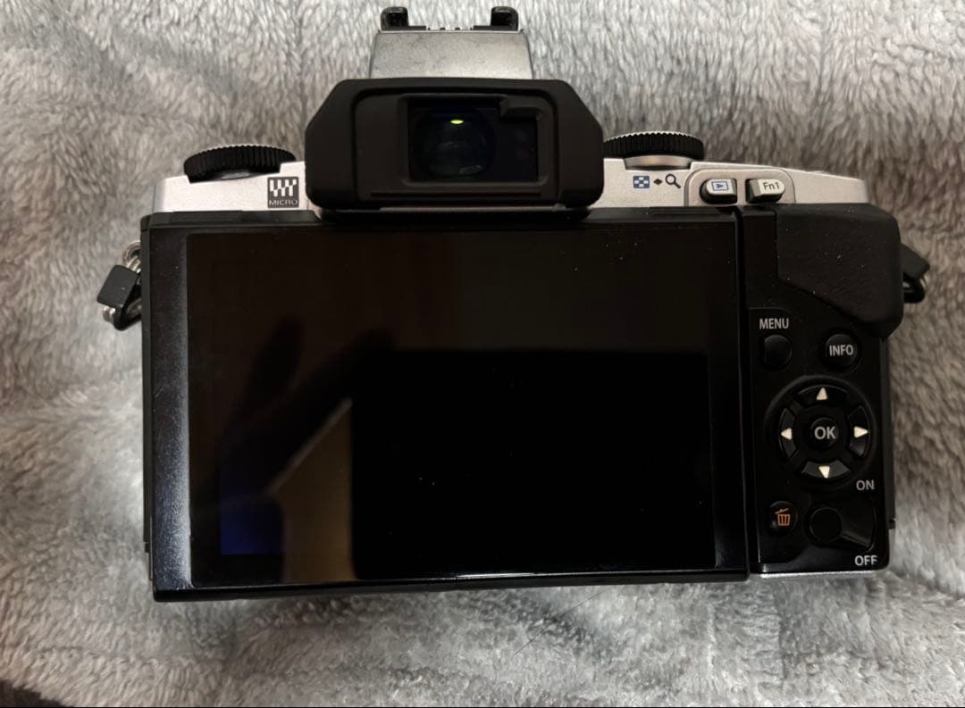 OLYMPUS OM-D E-M5 動作品