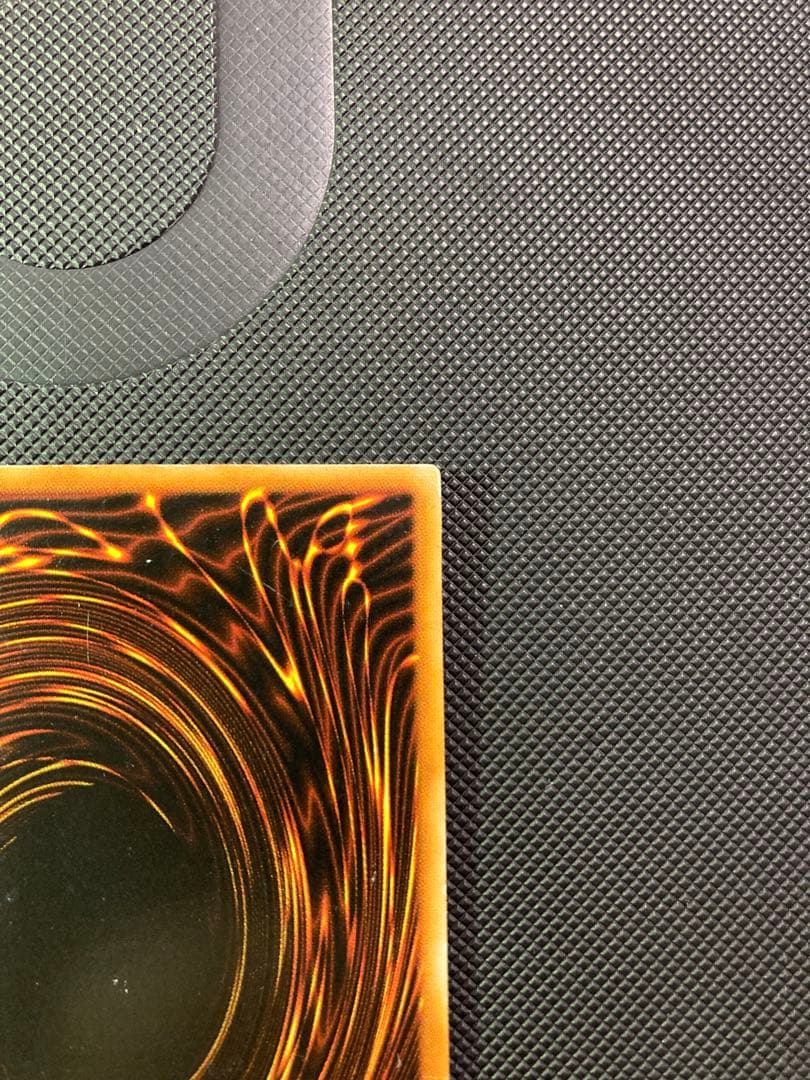 ⭐︎年末特価⭐︎【良品】遊戯王 ブラックマジシャン 初期ウルトラ