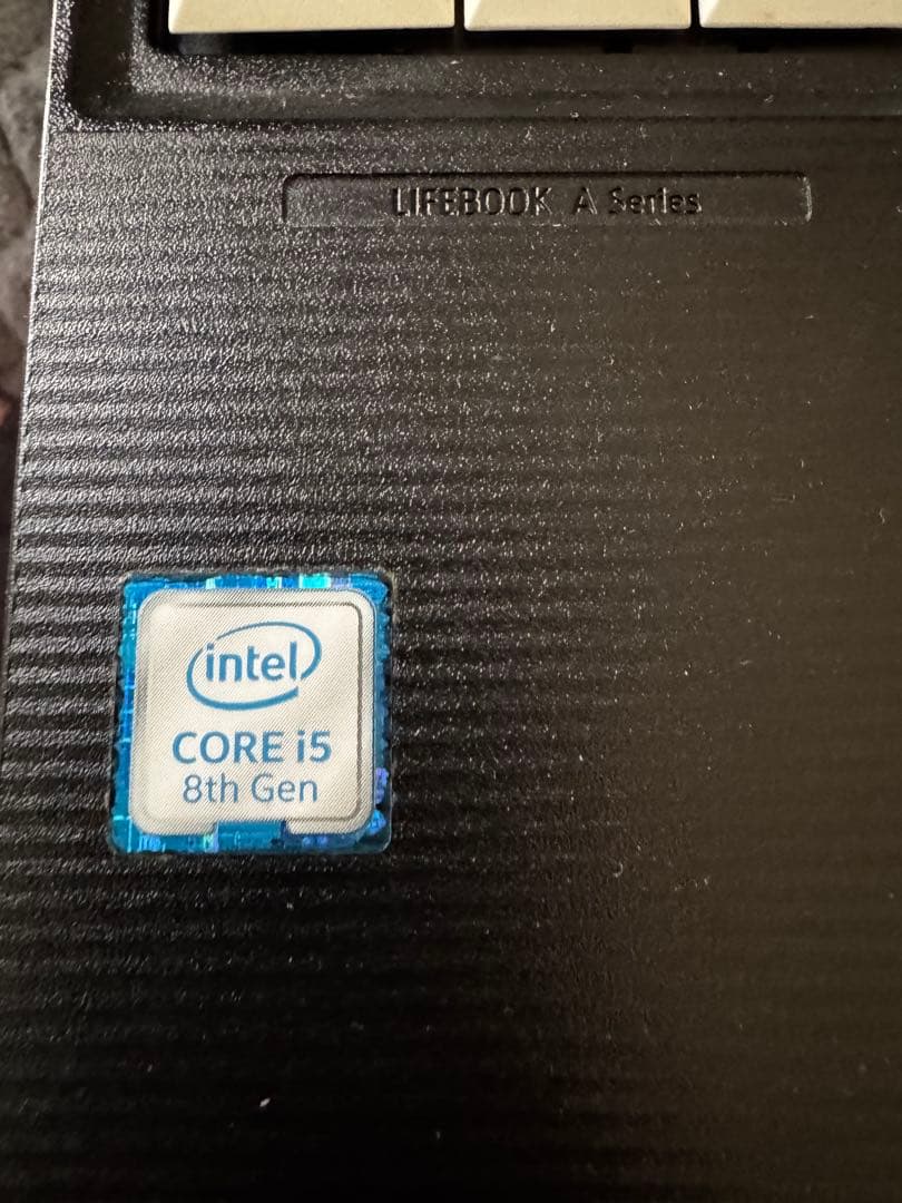 Fujitsu LIFEBOOK 15.6インチ ノートPC