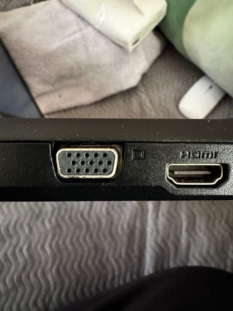 Fujitsu LIFEBOOK 15.6インチ ノートPC