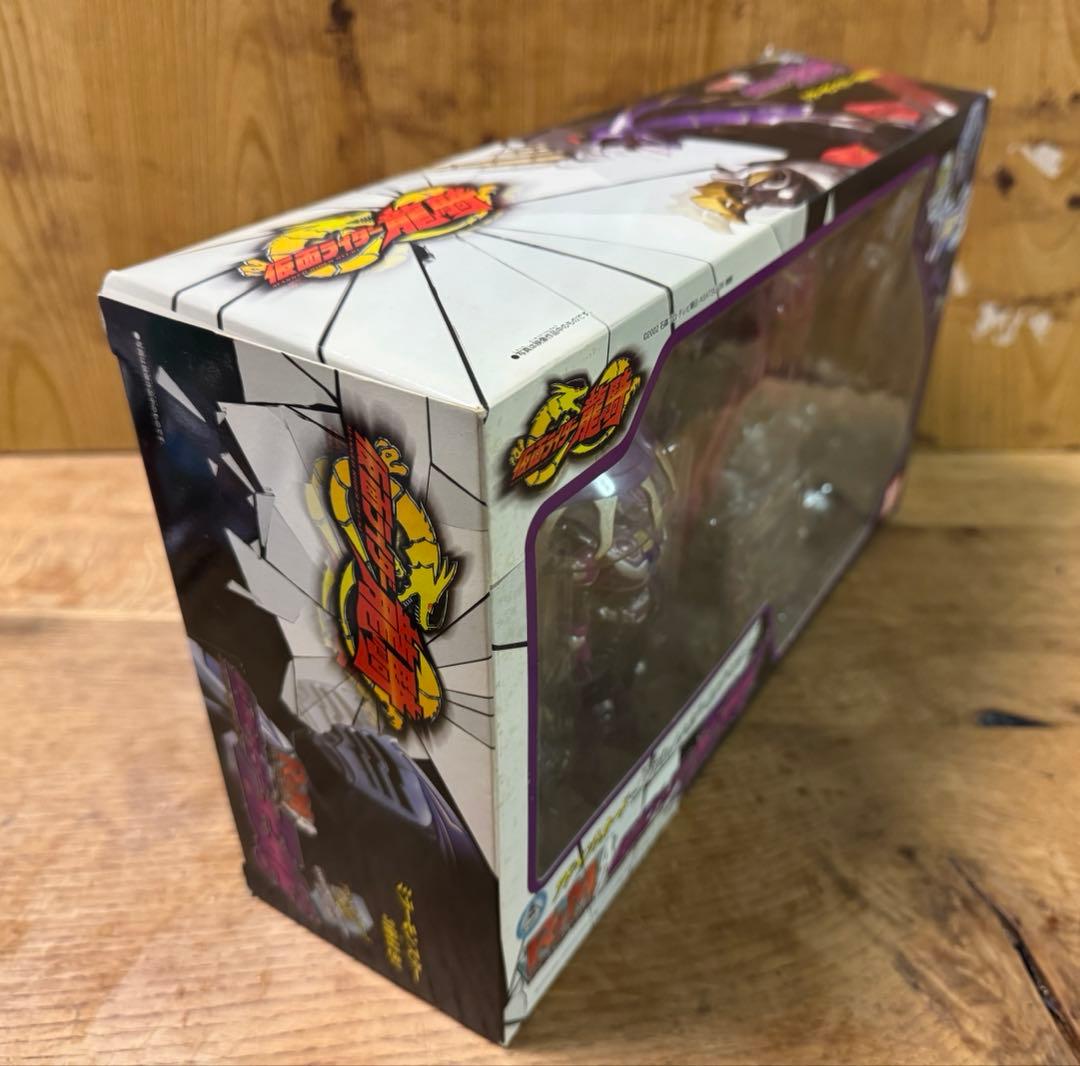 仮面ライダー王蛇 R&Mシリーズ4