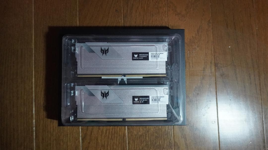 DDR5-6000 メモリ　16G×2 RGB