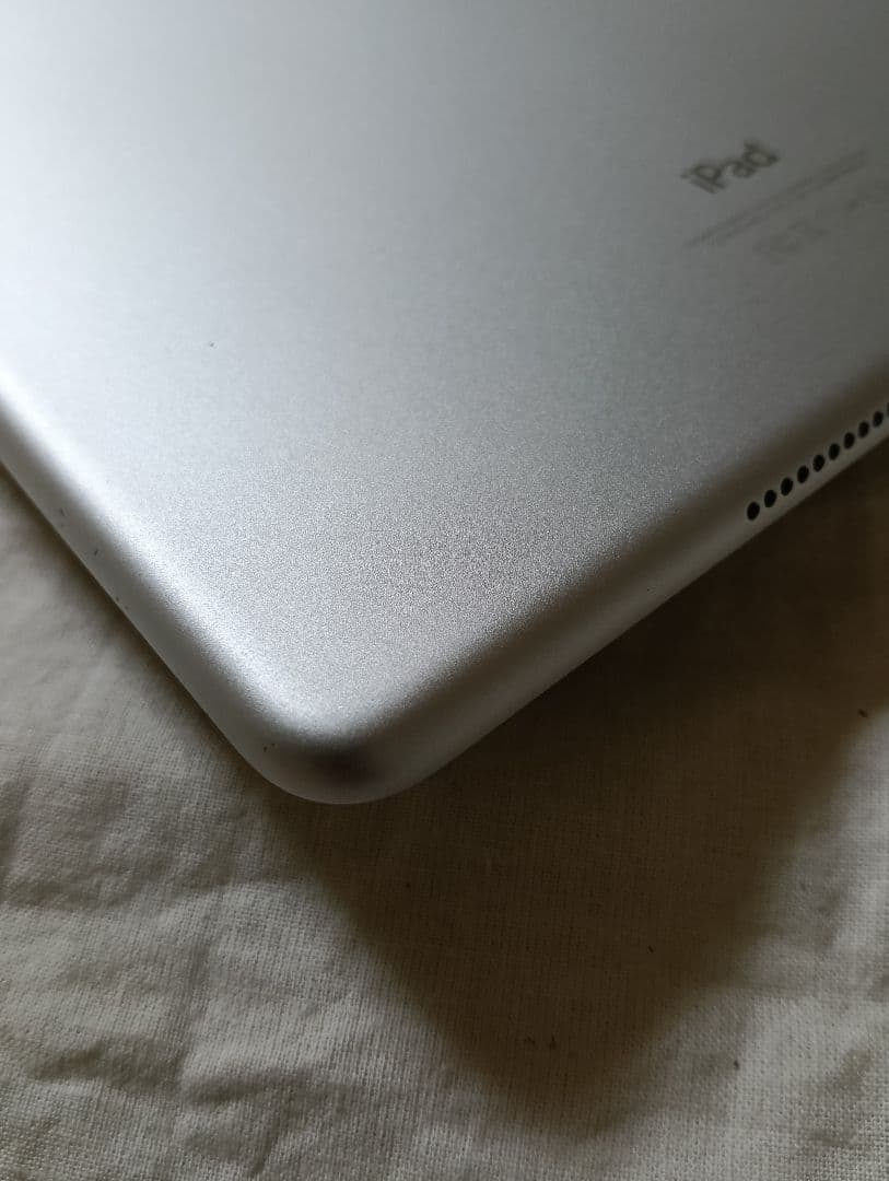 美品 iPad Air 第2世代 バッテリー95%