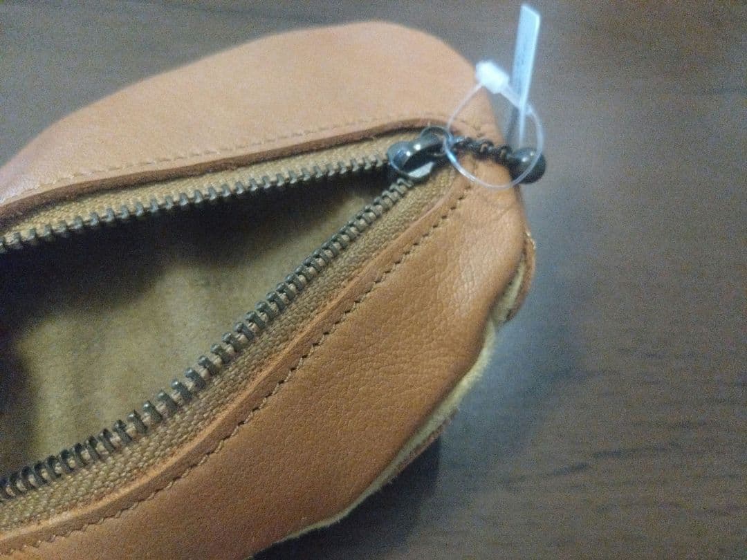 レザーコム Leather.Bread クレープカードケース クリームパンポーチ