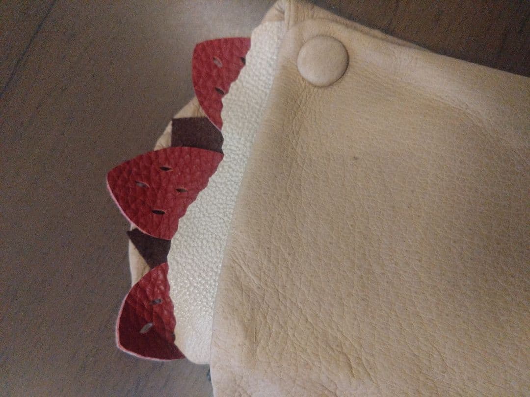 レザーコム Leather.Bread クレープカードケース クリームパンポーチ