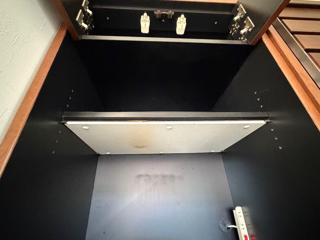 シギヤマ家具工業　ウォールナット突板　食器棚　レンジボード