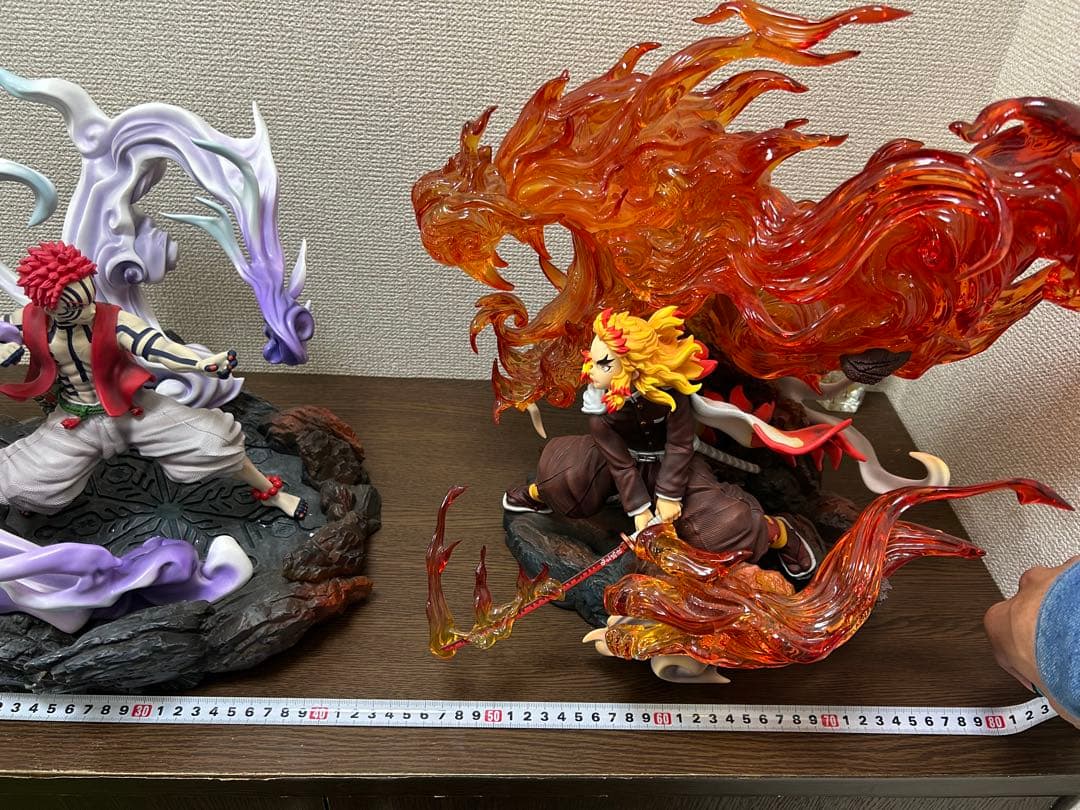 煉獄さんと猗窩座のフィギュアセット。ガレージキット