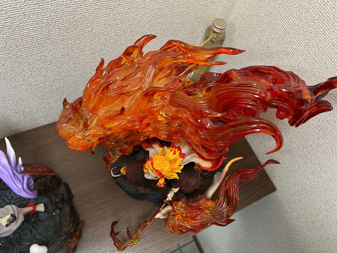 煉獄さんと猗窩座のフィギュアセット。ガレージキット