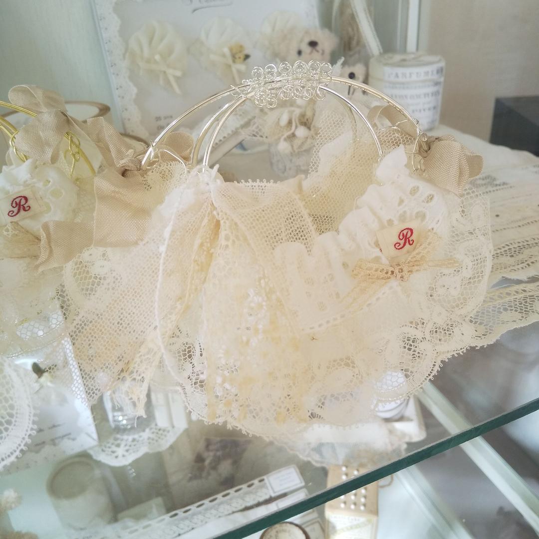 **小さなワイヤーレースかご♡**