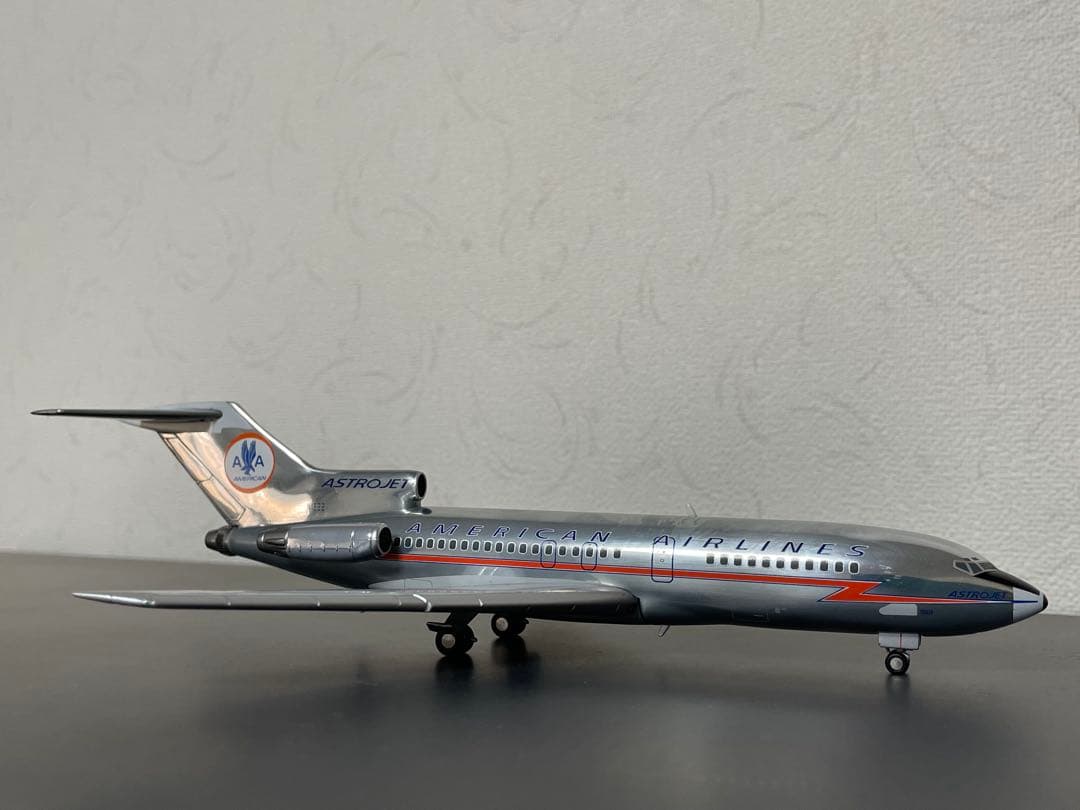Boeing 727-100 旅客機　アメリカン航空