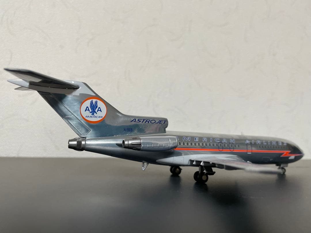 Boeing 727-100 旅客機　アメリカン航空