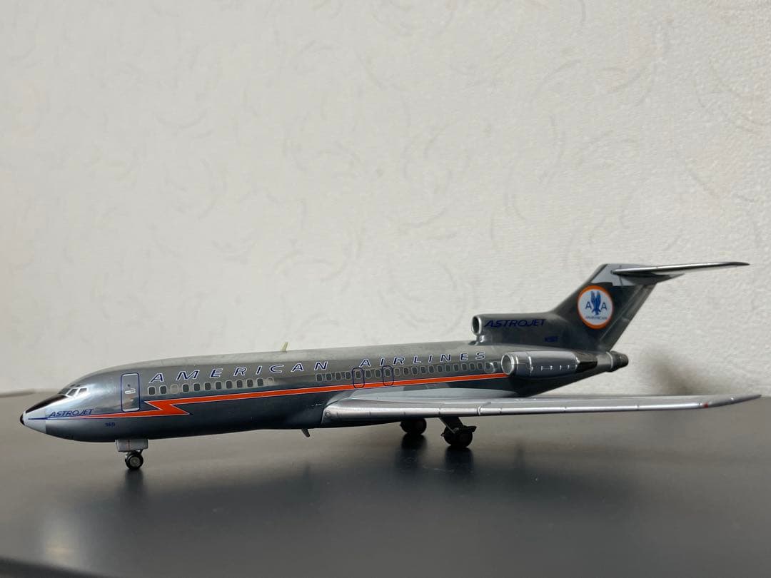 Boeing 727-100 旅客機　アメリカン航空