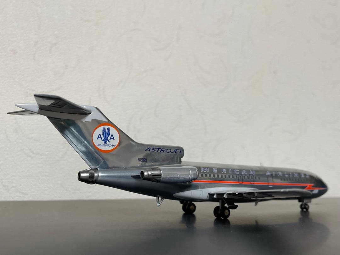 Boeing 727-100 旅客機　アメリカン航空