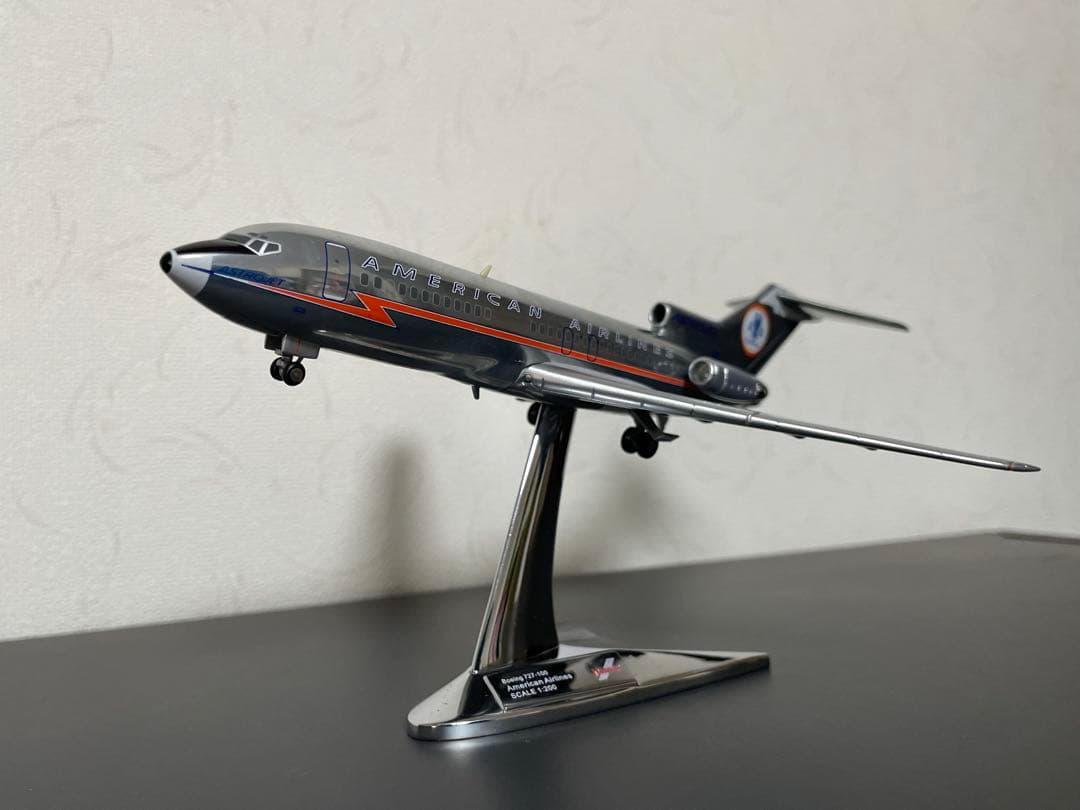 Boeing 727-100 旅客機　アメリカン航空
