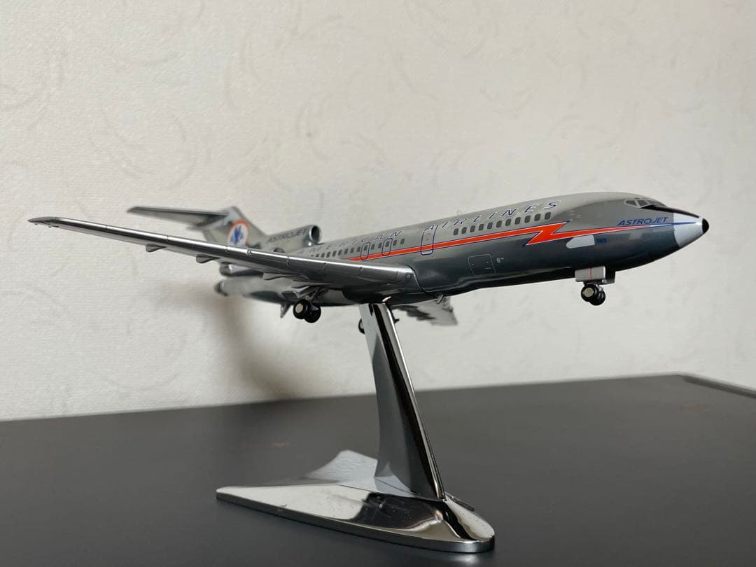 Boeing 727-100 旅客機　アメリカン航空