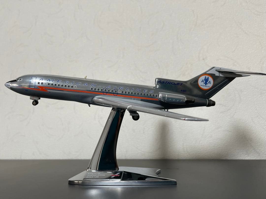 Boeing 727-100 旅客機　アメリカン航空