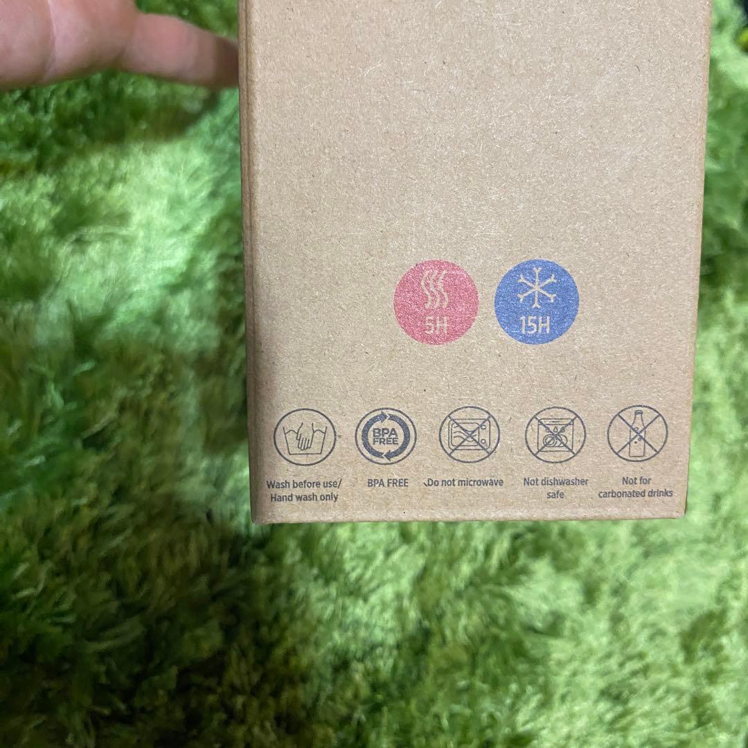 水筒　ウォーターボトル　メゾンキツネ　カフェ　MAISON KITSUNE