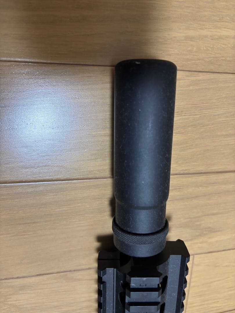 M4CQB 電動ガン レッドドットサイト、サプレッサー付き 10禁 箱付き