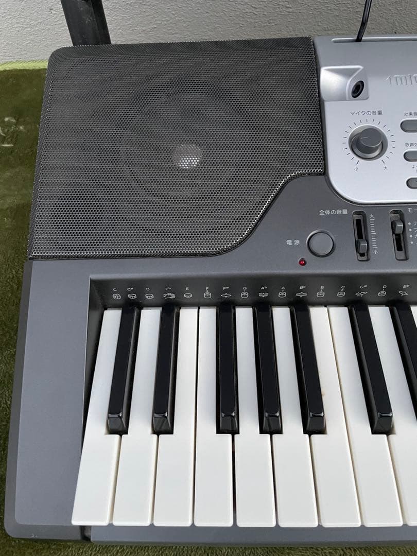 CASIO ｌＫ-301 BB キーボード　61鍵盤　スタンド付き