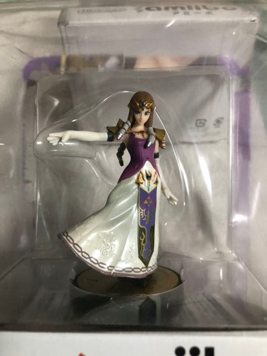 美品アミーボ amiibo 廃盤　Nintendoゼルダの伝説　リンク　ゼルダ姫