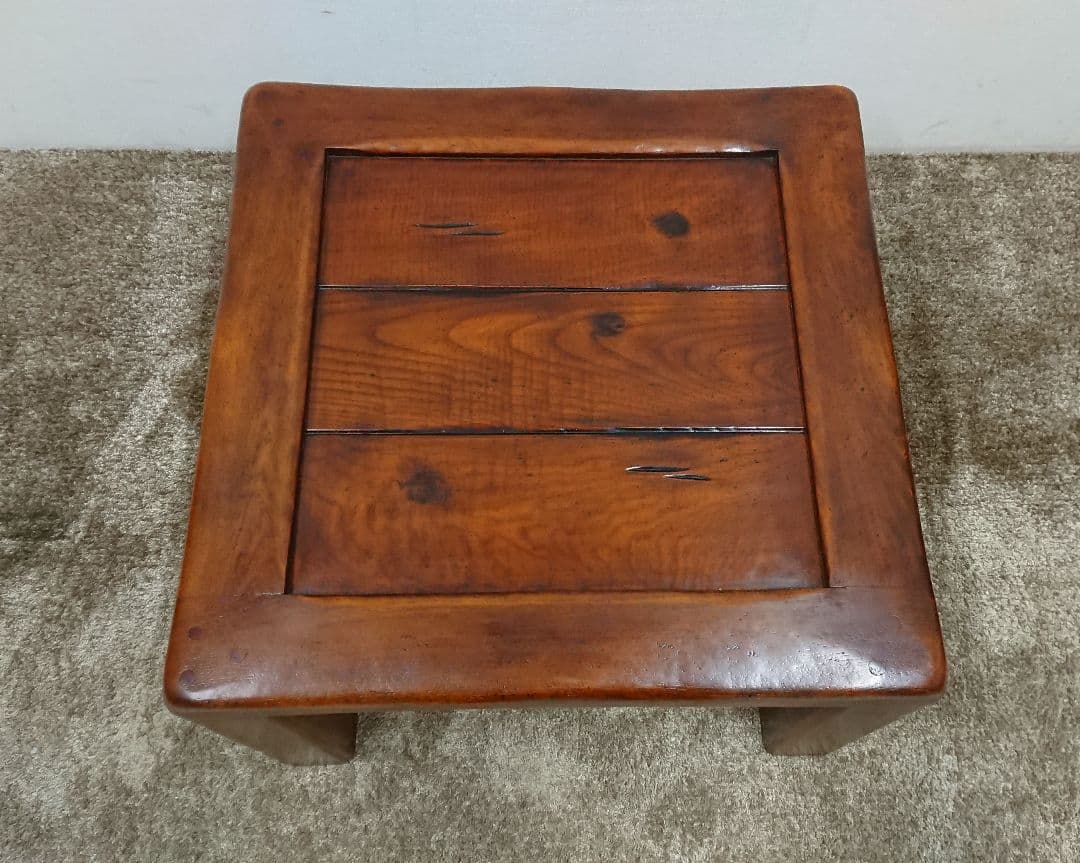 超美品 IDC大塚家具 バロッサバレンティ サイドテーブル リビングテーブル